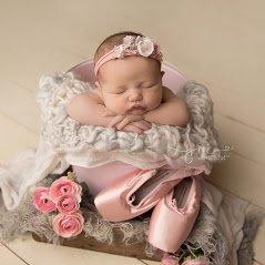 newborn baby girl photography columbus ohio