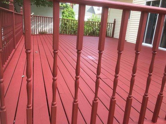 We fix and paint decks