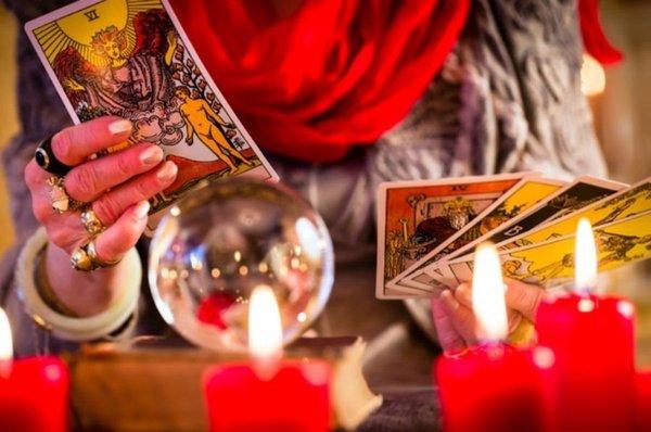 Tarot reading