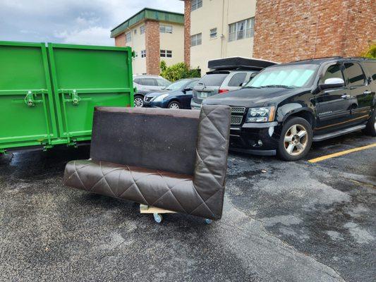 sofa removal service Hollywood