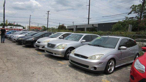 We have a massive selection of cars ranging from all makes and models. WWW.TEXASCENTRALMOTORS.COM 512-413-8135