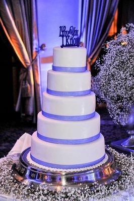 Beautiful wedding cake by our talented pastry team here at the Club at Boca Pointe. Call today at 561-864-8511 to schedule yo...