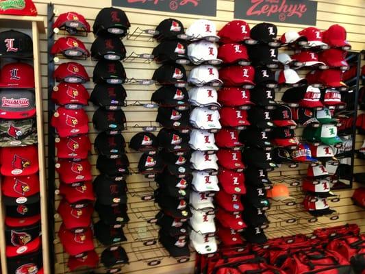 plenty of Cards hats!