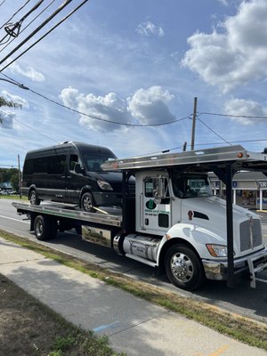 Green Light Towing