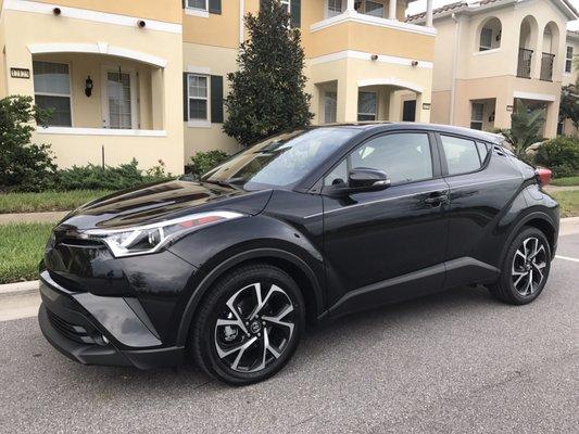 New 2018 Toyota C-HR Premium