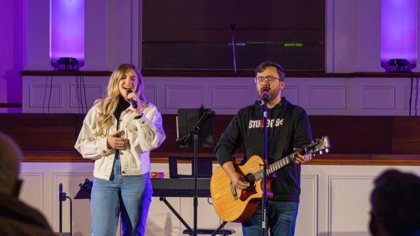 Worship at Harrodsburg.Church in Mercer County Kentucky