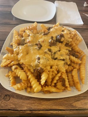 Brisket queso fries