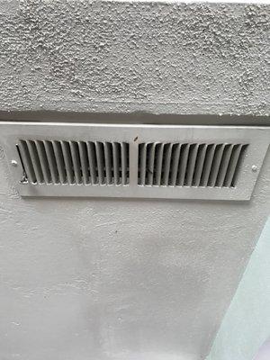 visualize cold air coming out of this vent & that is what is happening in this picture