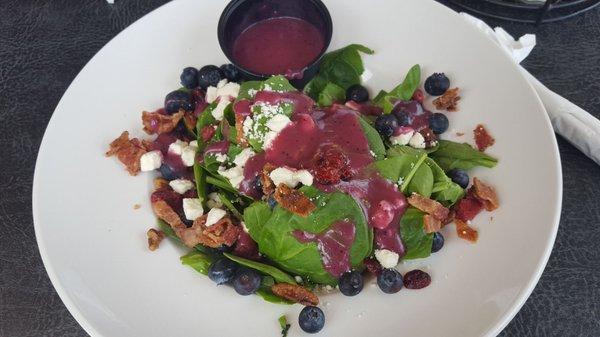 Spinach salad