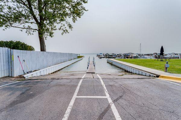 Bring the boat and use boat launch at marina next door. Guests must reserve boat well in advance.