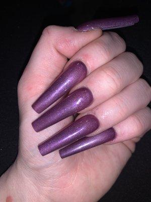 Magnet did not work with this shade, but still beautiful color and amazing shape!