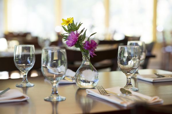 Terrace place setting