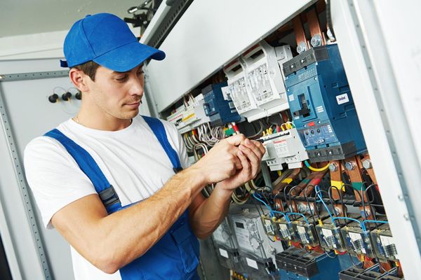 Experts for Industrial Electrical Services that drive industrial excellence. http://www.ericgandlercliftonpark.com/industrial