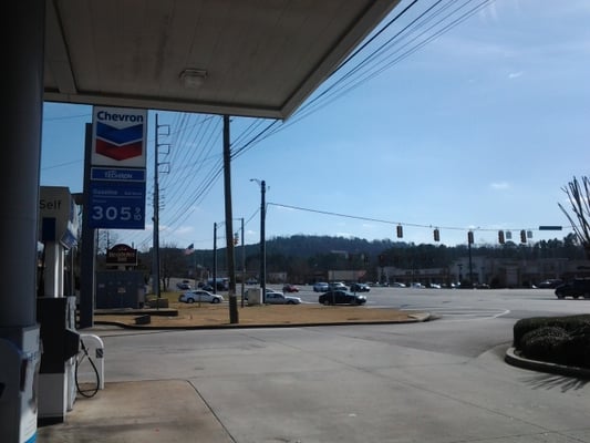 Usually some of the cheapest gas in Birmingham can be found right in this area of 280.