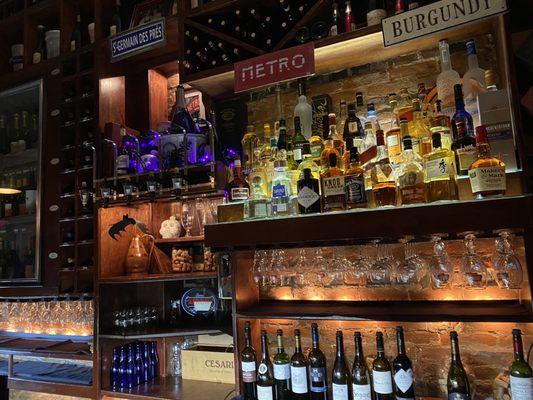 Pag's Wine Bar