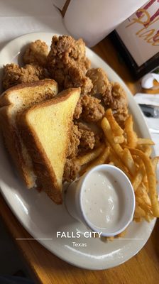 Fried Gizzard Plate w/ Fries, Toast, Gravy