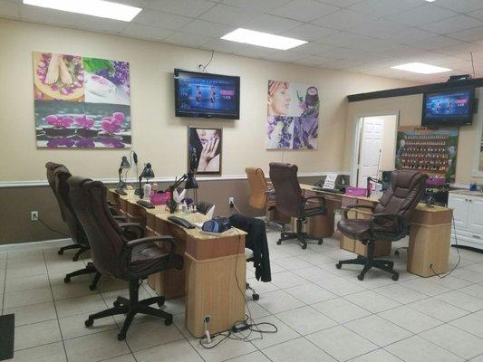 Nails Area