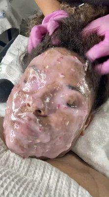 Jelly mask facial