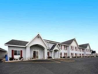 Welcome to the Baymont Inn and Suites Marinette