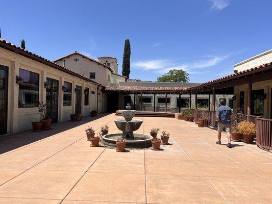 Full courtyard