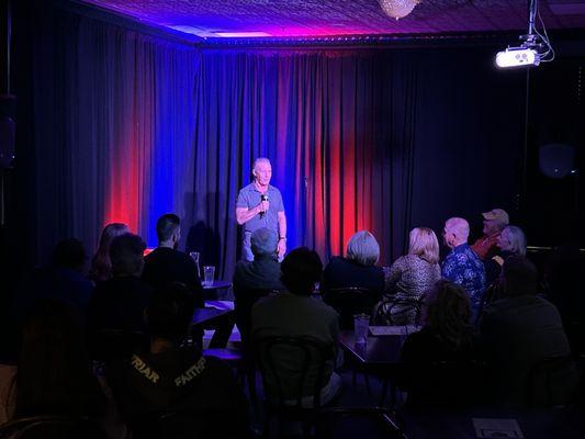 Delirious Comedy Club's expanded showroom at Hennessey's Las Vegas serving delicious food, great drink prices and hysterically funny comedy!