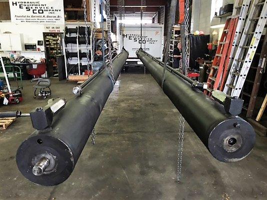 A couple 26 ft. Hydraulic Cylinders in for repair.