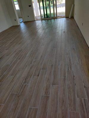 Wood plank tile