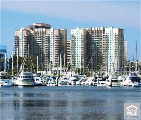 Long Beach Aqua Towers