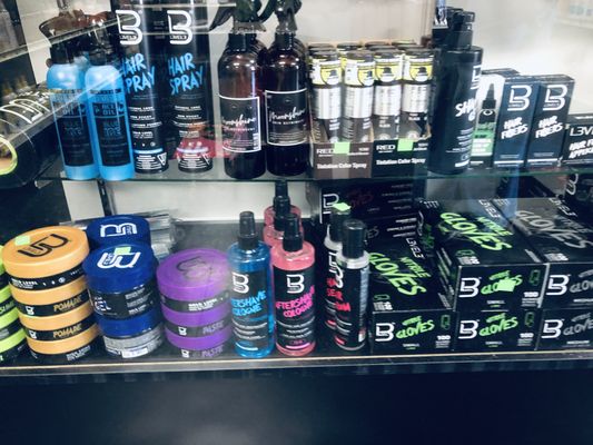 Barber and salon brands including L3VEL3, Kiss & Tomb45!