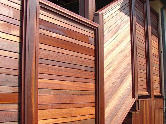 horizontal or vertical fencing