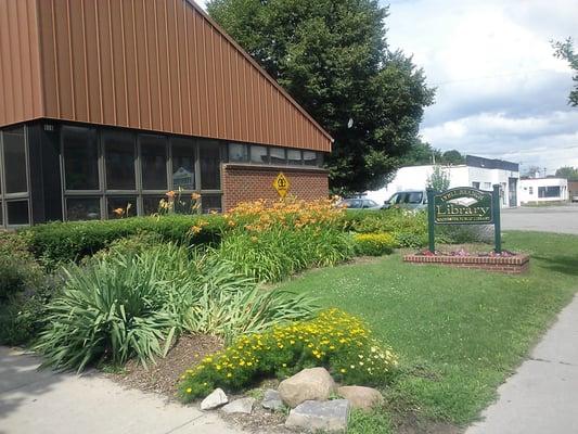 Lyell Branch Library