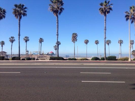 The strand in front of the ocean