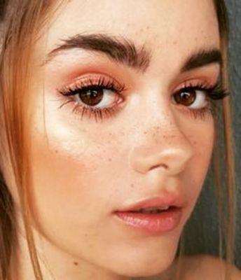 Faux freckles