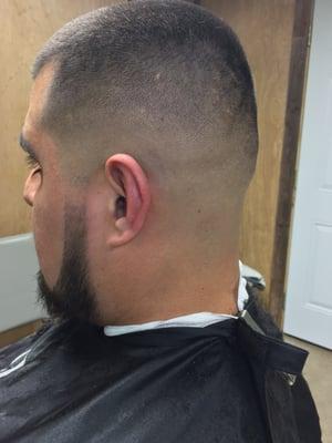 Work with all types of hairs , and various hairstyles . Whether you want a skin fade , combover ,Mohawk , taper