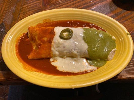 Burrito Bandera - a new item according to the menu