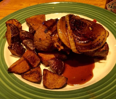 Sirloin with stout gravy sauce