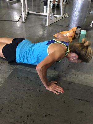 Body by Dave client Sarah crushing Push-ups.