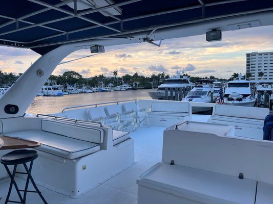 Upper Deck Open Air Seating