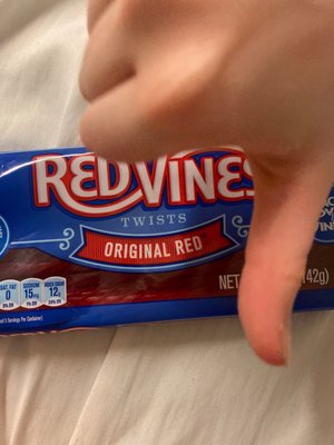 smelly red vines