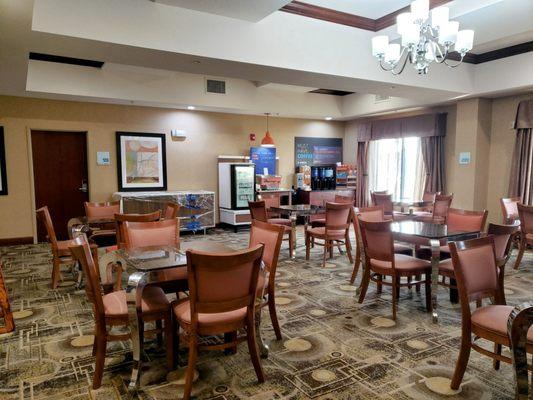 Breakfast Room at Holiday Inn Express Somerset, PA