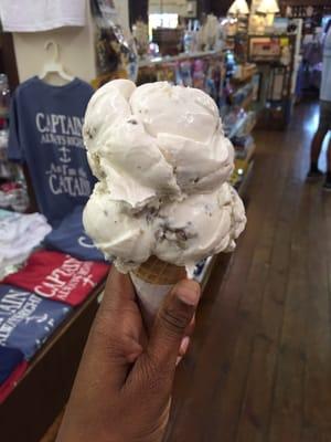 Won me over by having black walnut ice cream!!!