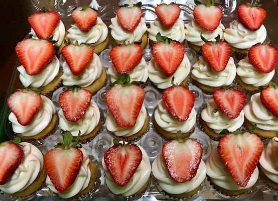 Circoc Red Berry Vodka Strawberry Shortcake Cupcakes