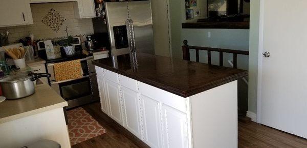 Kitchen island