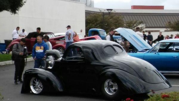 Milpitas Veterans Commission Car Show