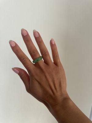 Natural nail with gel polish