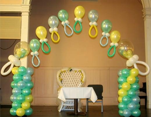 Baby pacifier arch