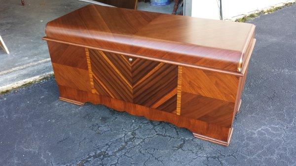 Lane cedar chest after