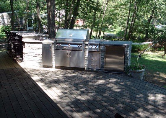 Outdoor kitchen