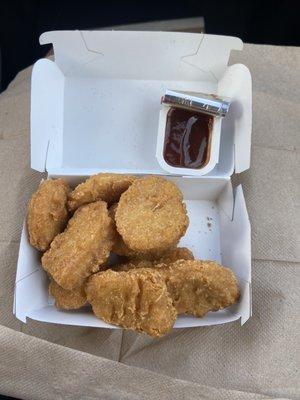 10 pc. Chicken McNuggets and Tangy BBQ Dipping Sauce