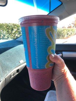 Large smoothie is HUGE!!!